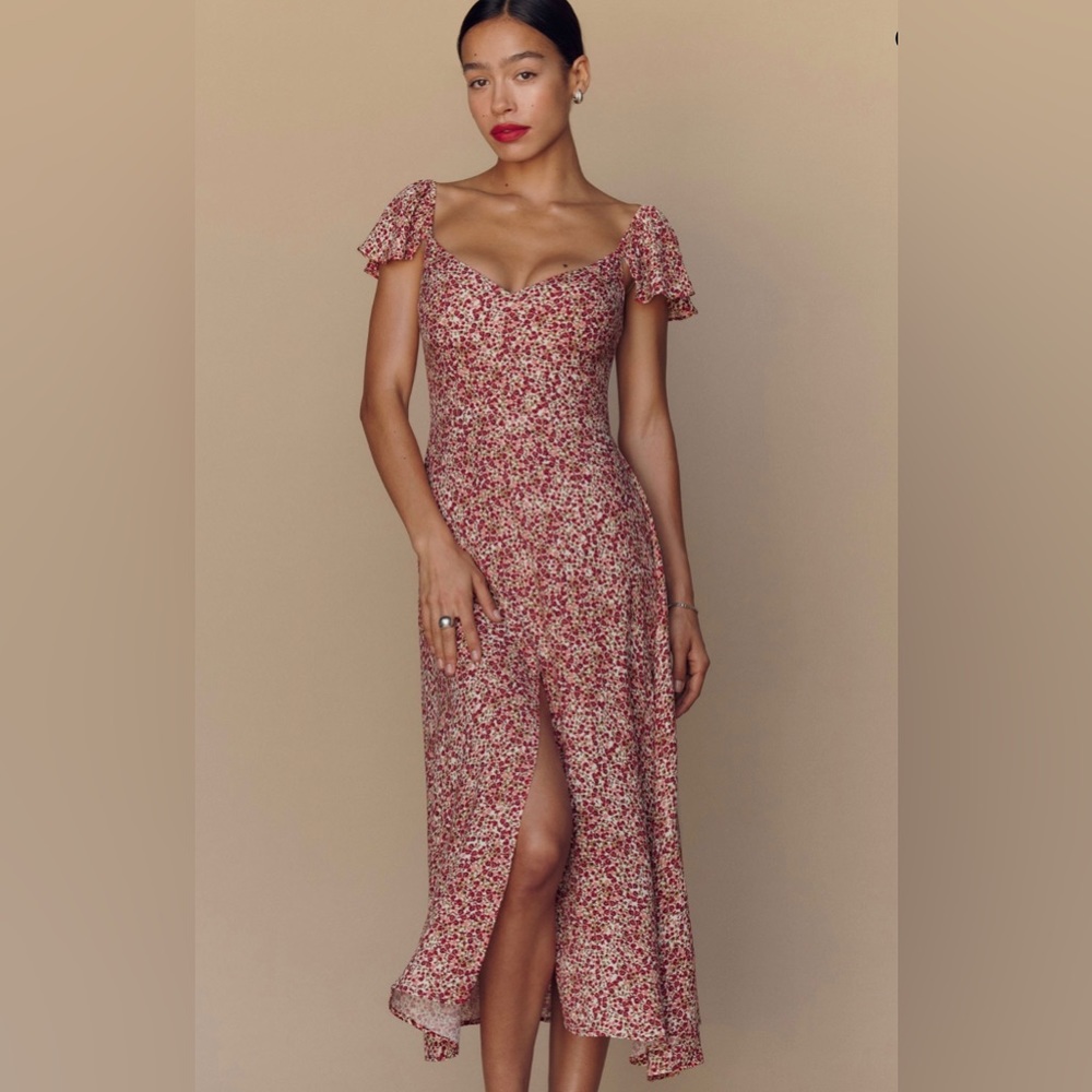 Size 12 Reformation Baxley dress in LA Vie En Rose.
